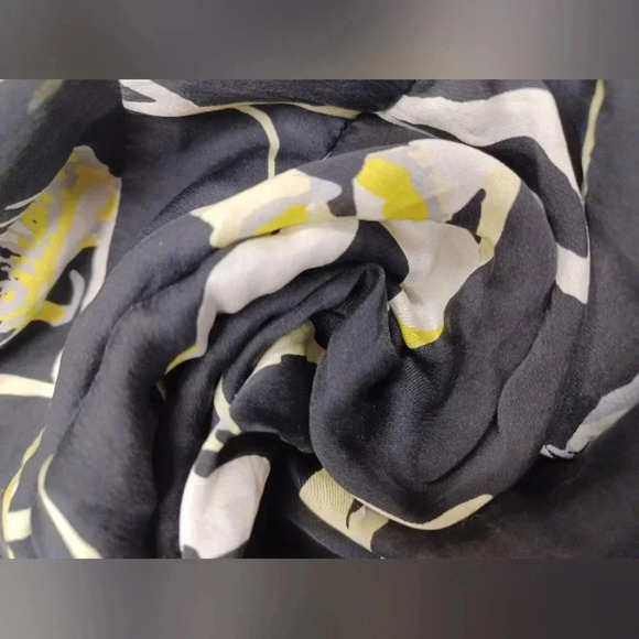 Ginger & Smart EUC 100% Silk Black and Yellow Wrap Style Tunic Size 6 - Picture 5 of 7